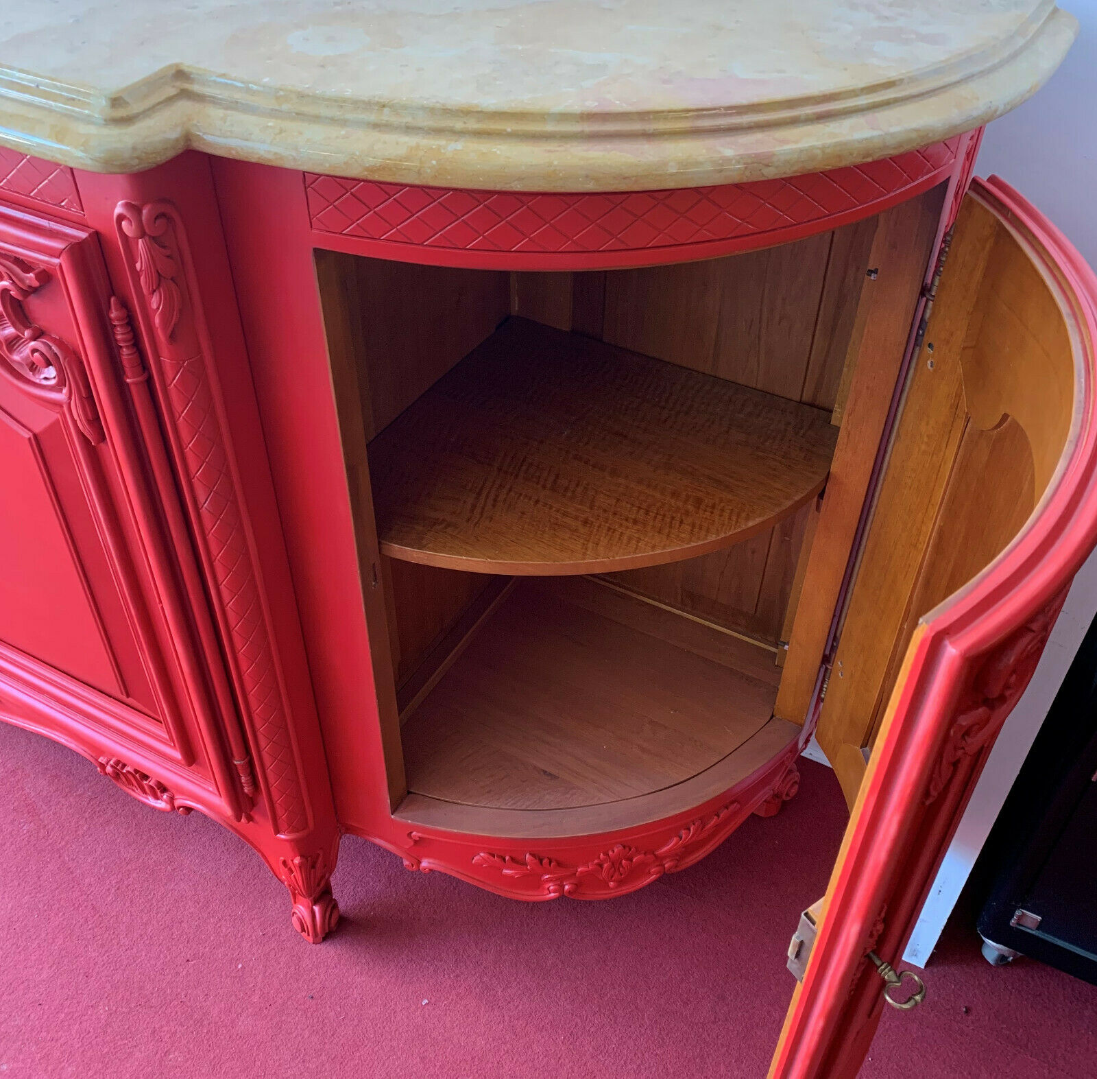 half-moon hunting furniture Louis XV Rocaille in lacquered wood