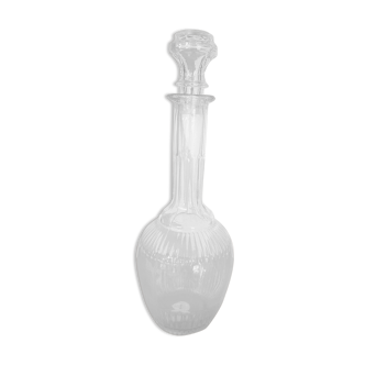 Carafe ancienne en verre avec bouchon