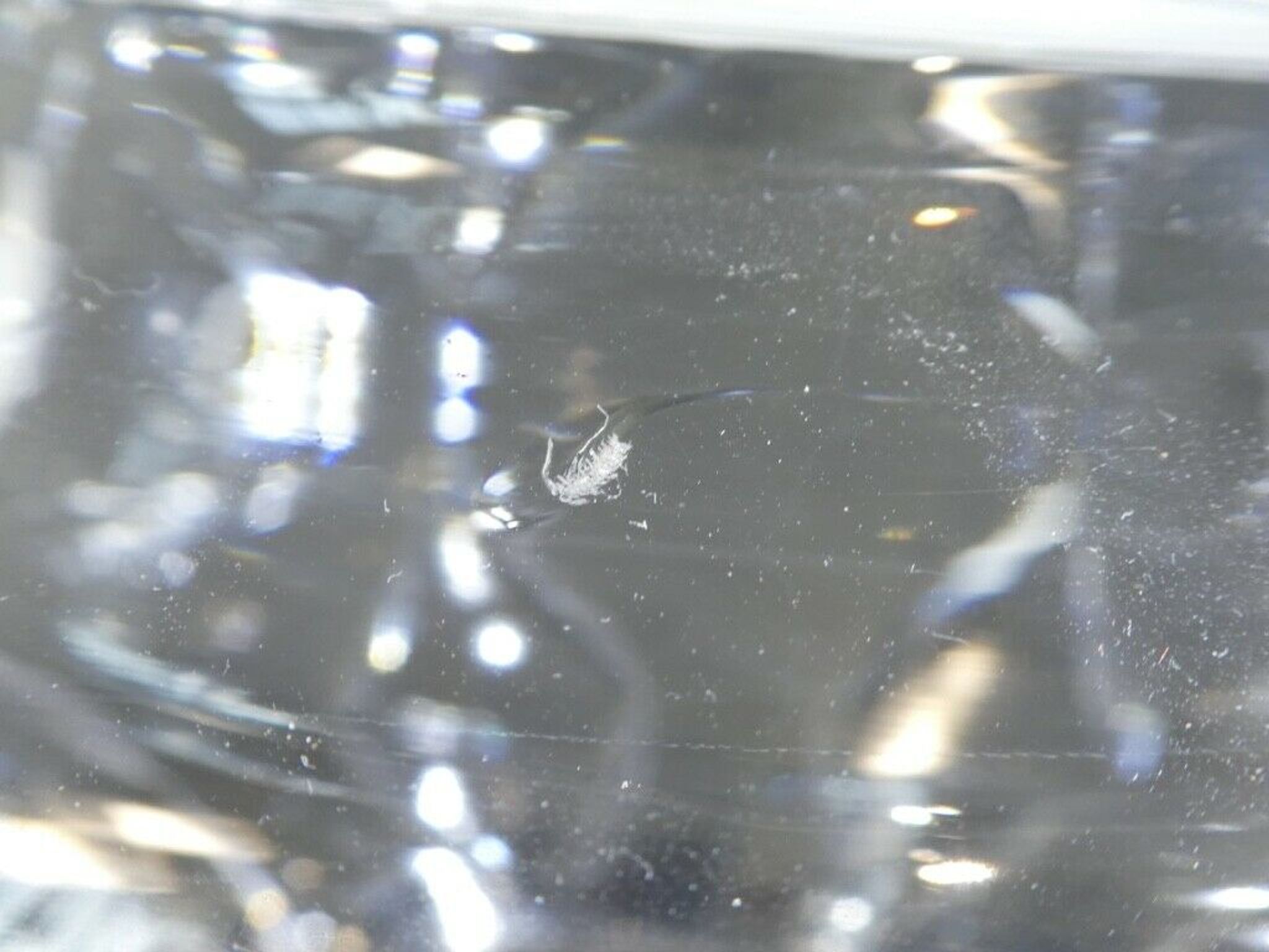 Vase en cristal taillé