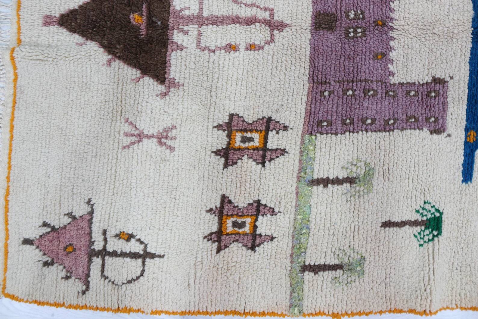 Berber rug, moroccan rugs and crafts 243 x 146 cm