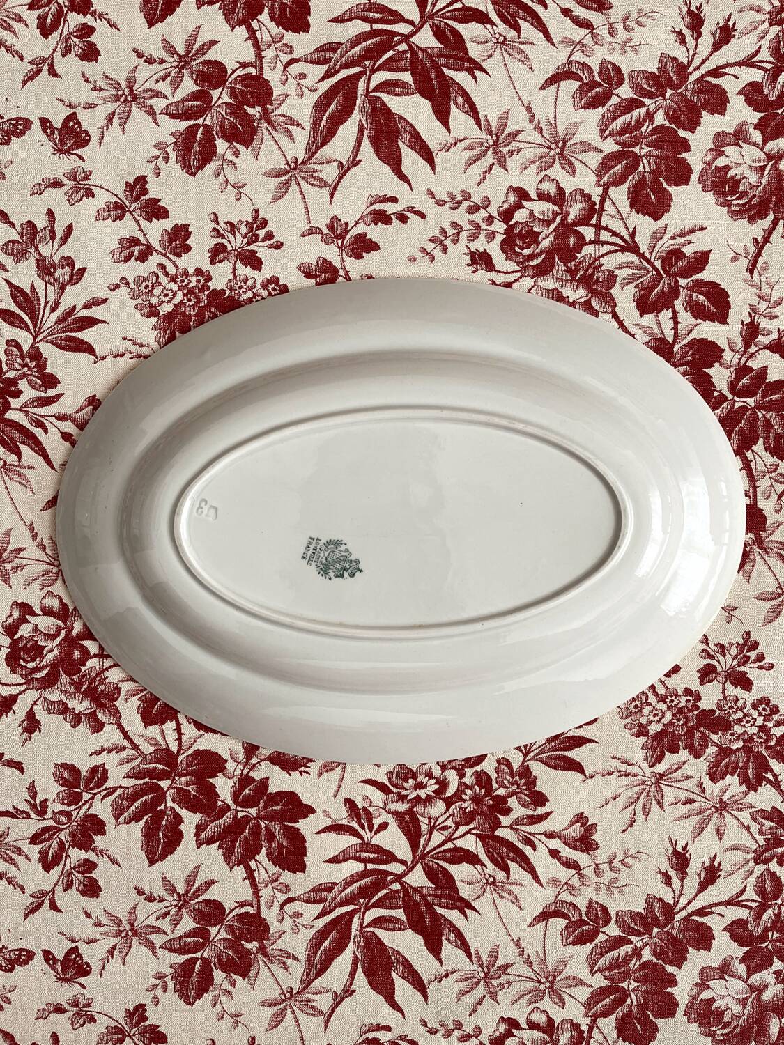 White oval dish in Opaque ironstone from Lunéville, late 19th century