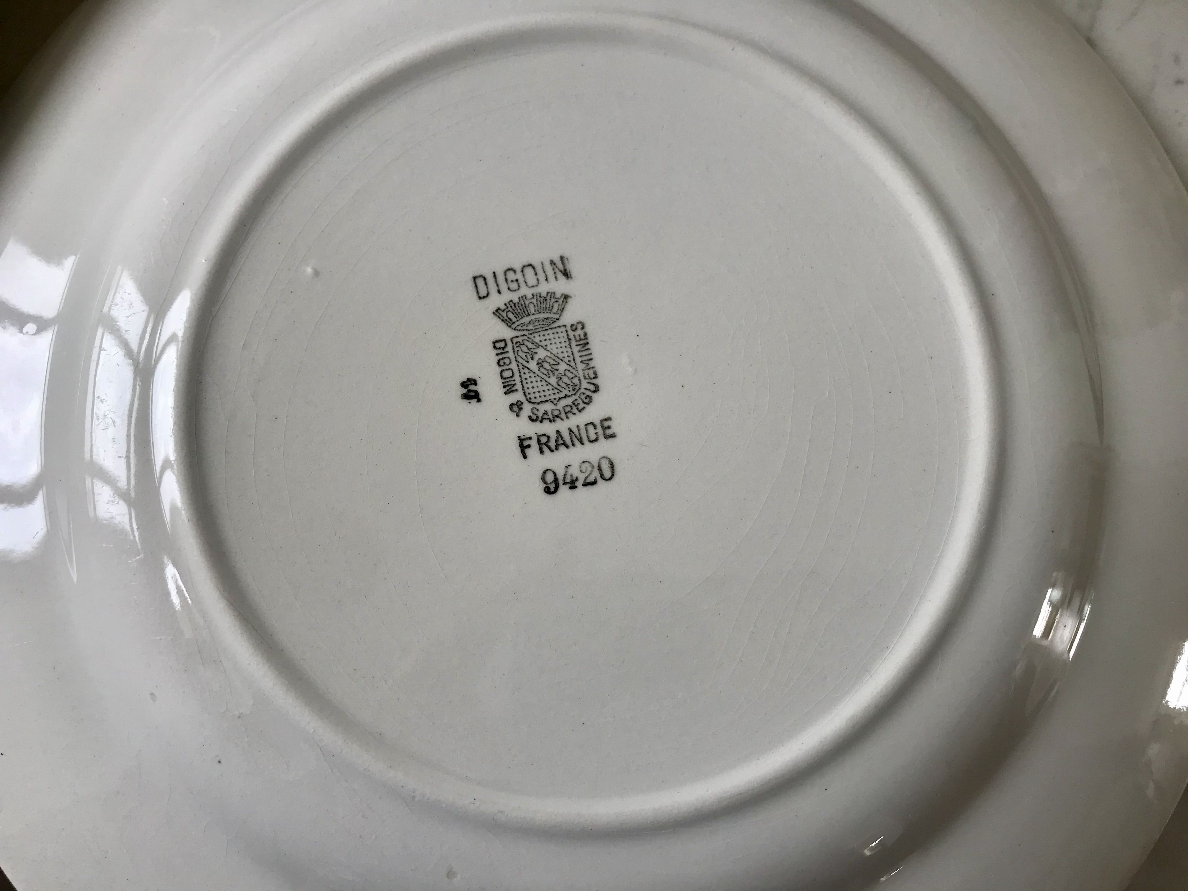 Set of 6 flat plates mismatched pink Badonviller, Longchamp, Digoin "Rosa" and Quimper