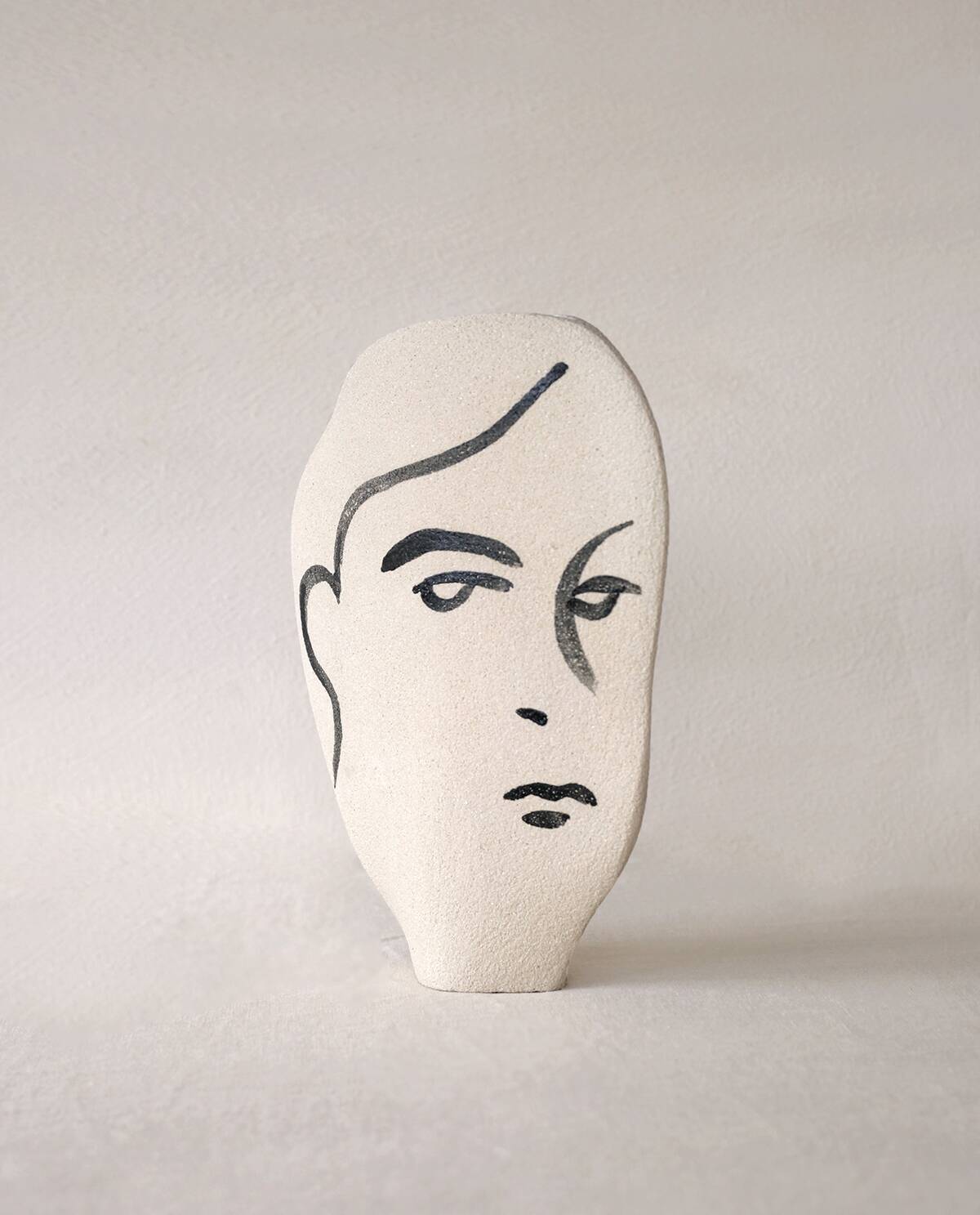 Ceramic Vase 'Frida N°1'