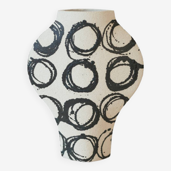 Ceramic Vase 'Dripping Rounds'