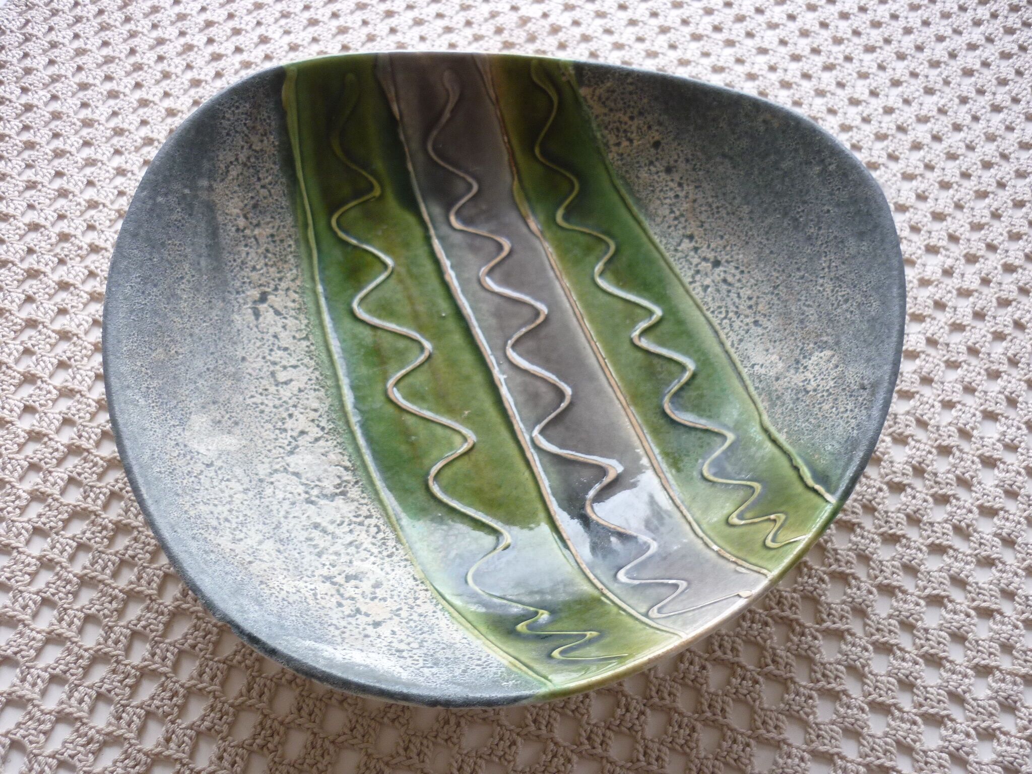 Triangular dish Fat Lava vintage WG