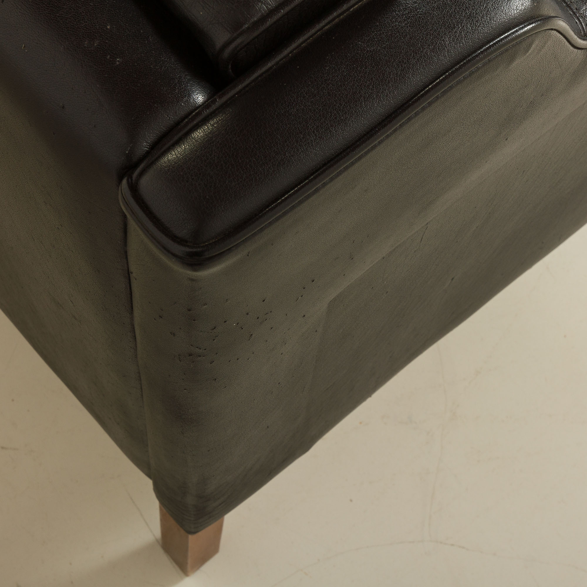 Stouby leather sofa, Denmark 1970s