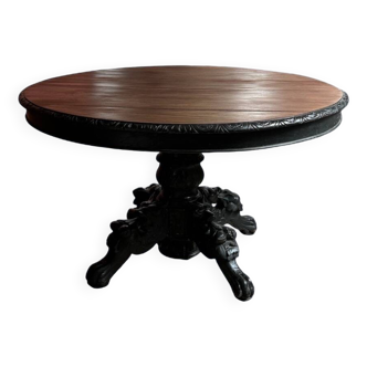 Round table with lion claw legs