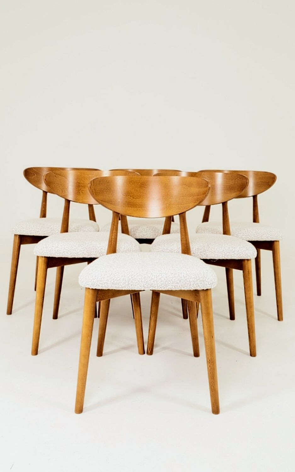 Set of 6 Dining Chairs, Light Beech Wood, White Bouclè Fabric, Modern 