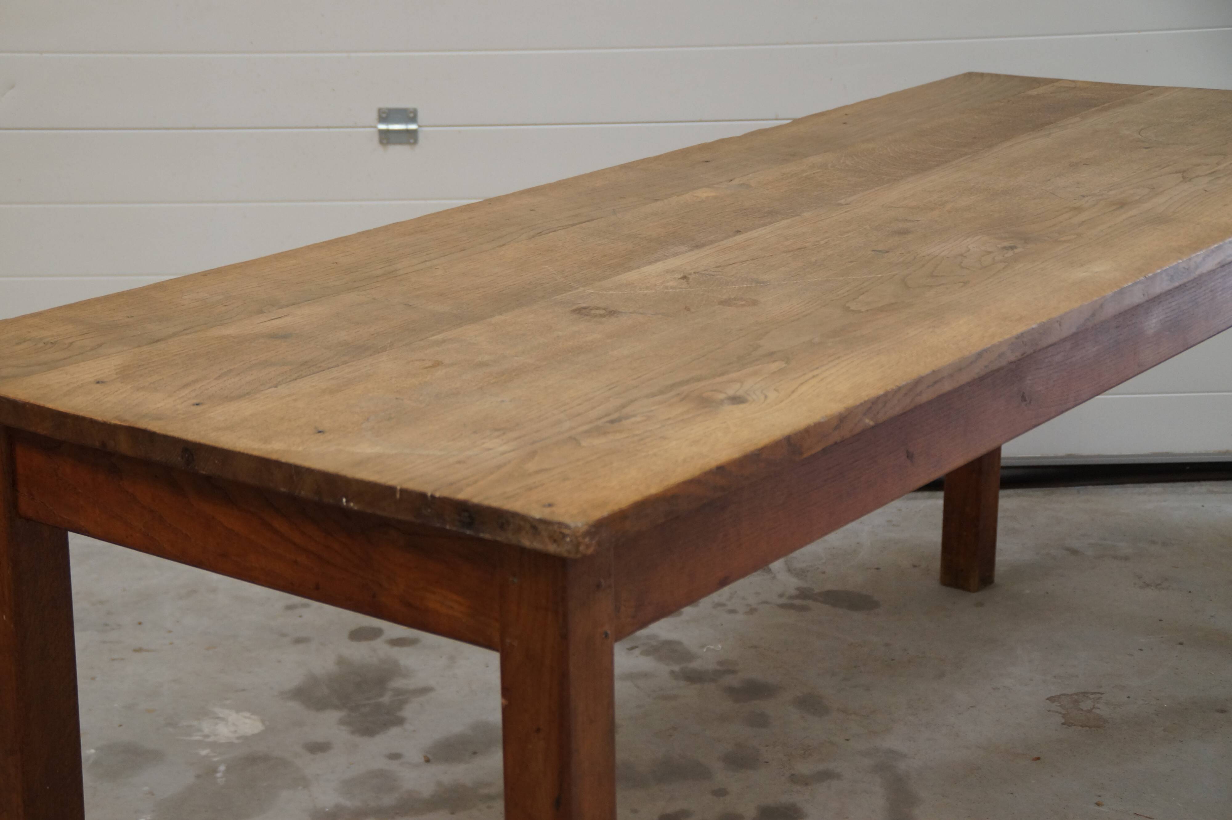 Oak farm table
