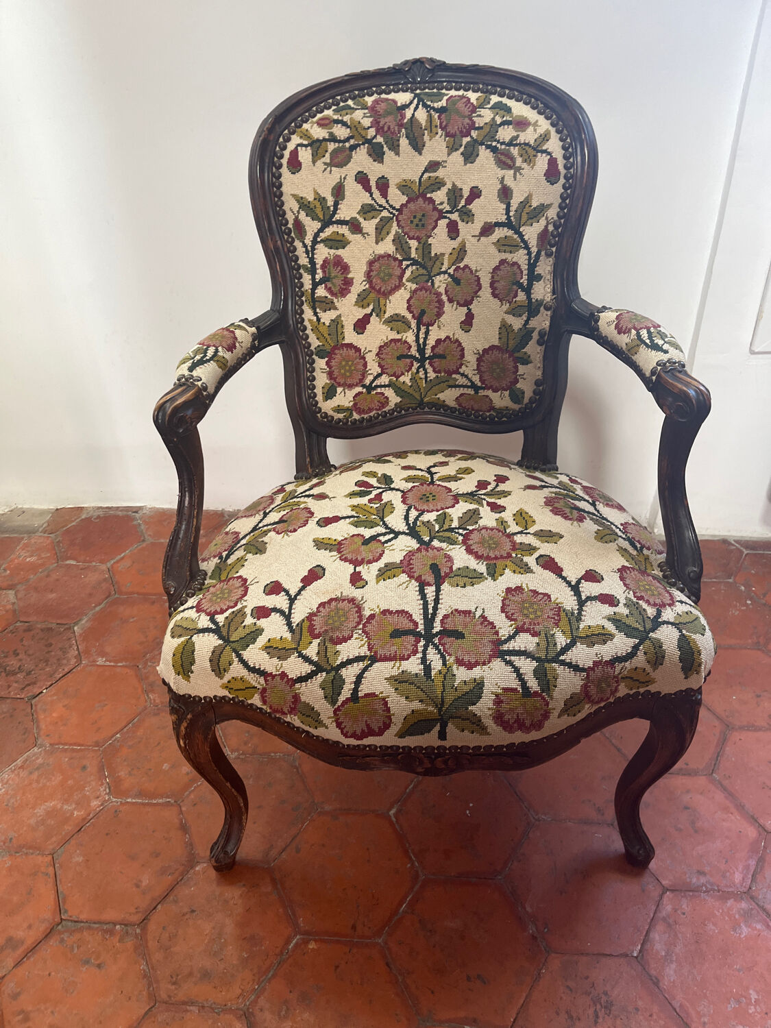 Cabriolet Louis XV style