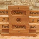 Perpetual calendar seventies