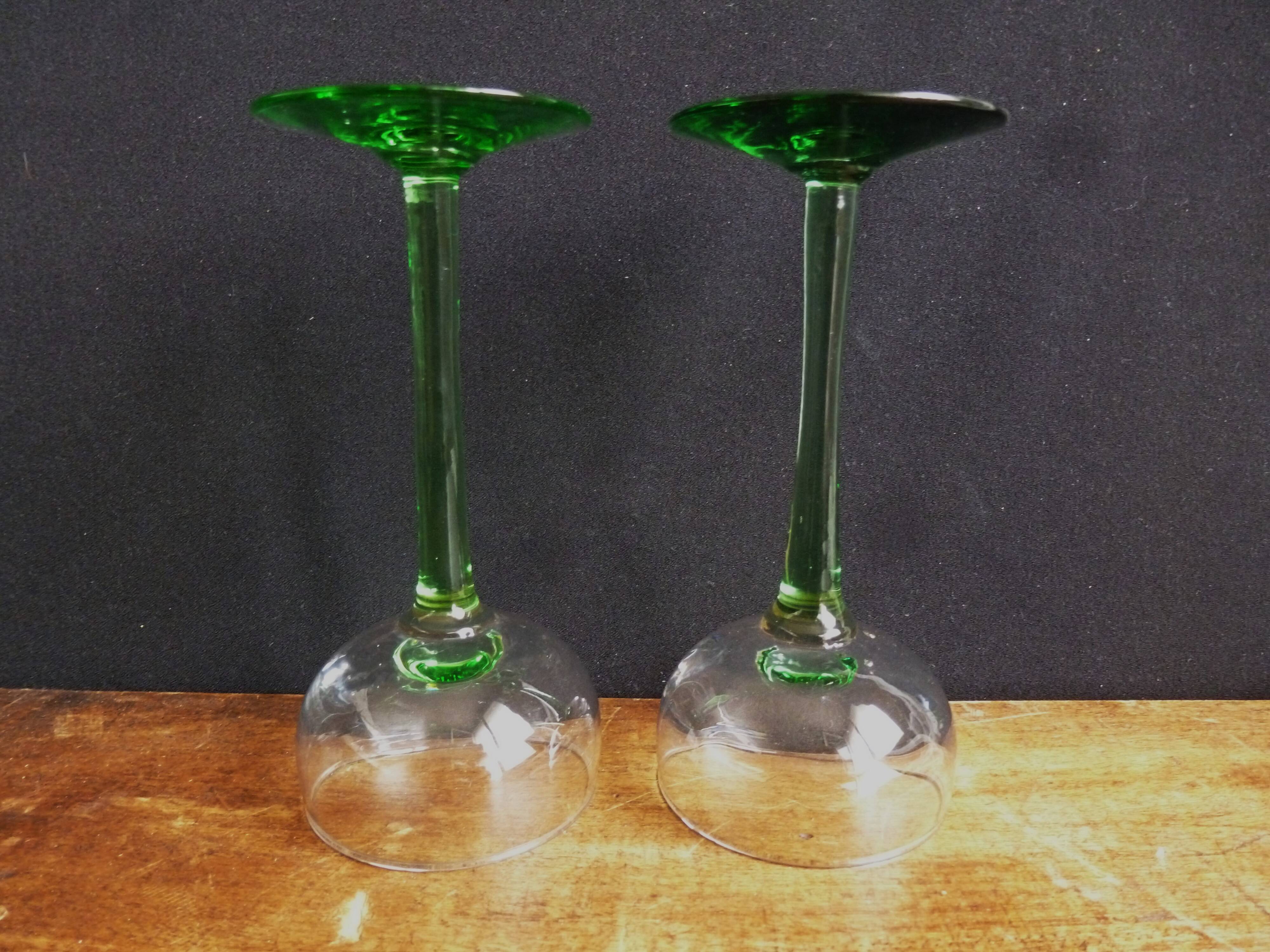 Alsace wine glasses, white wine glasses, green stemmed table glasses.
