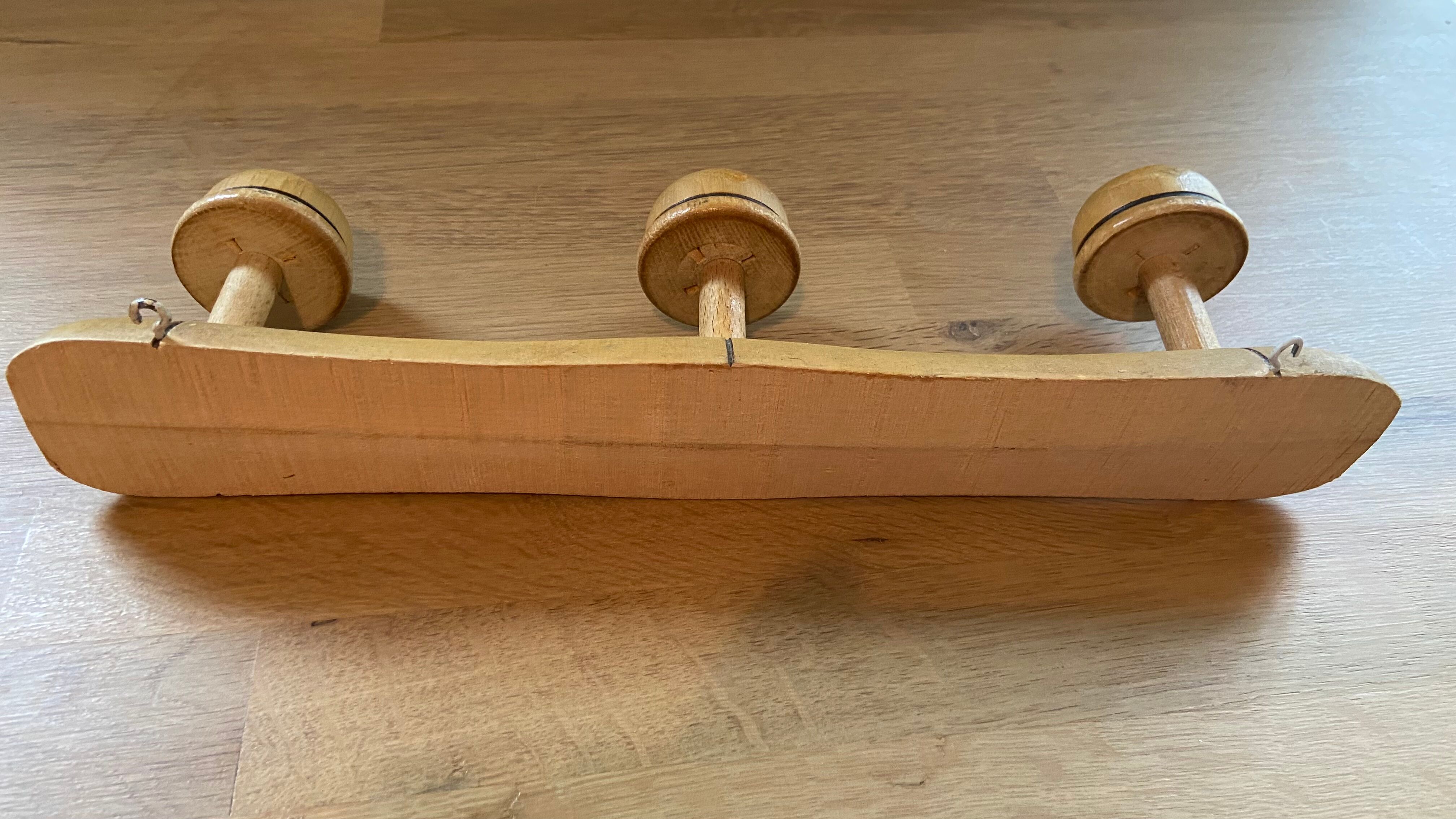 Pop-up Christmas 2022 -Coat rack 3 old wooden hooks