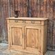 Buffet bas ancien XIXe siècle en bois massif rénové | Henry