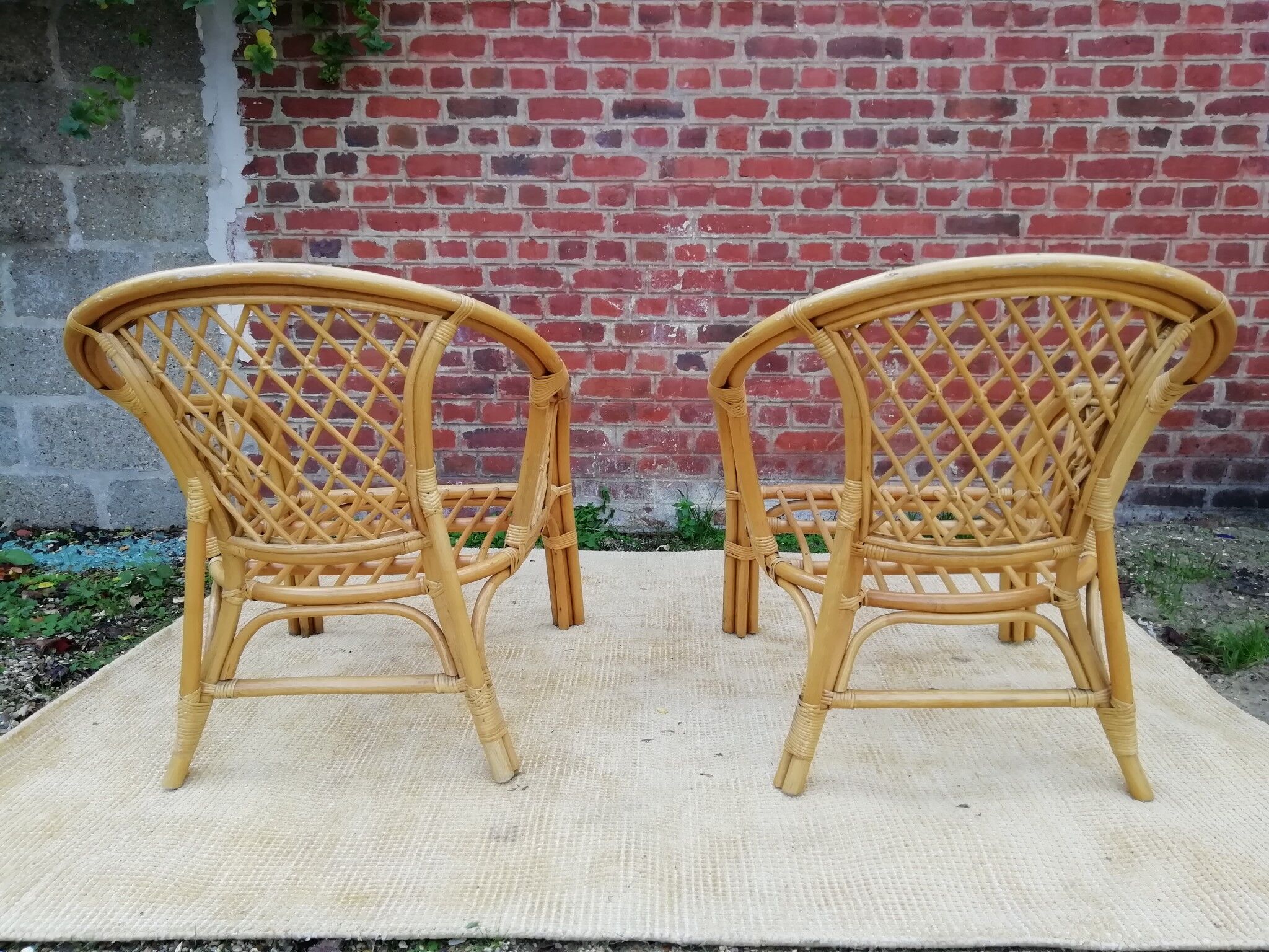 Vintage rattan lounge