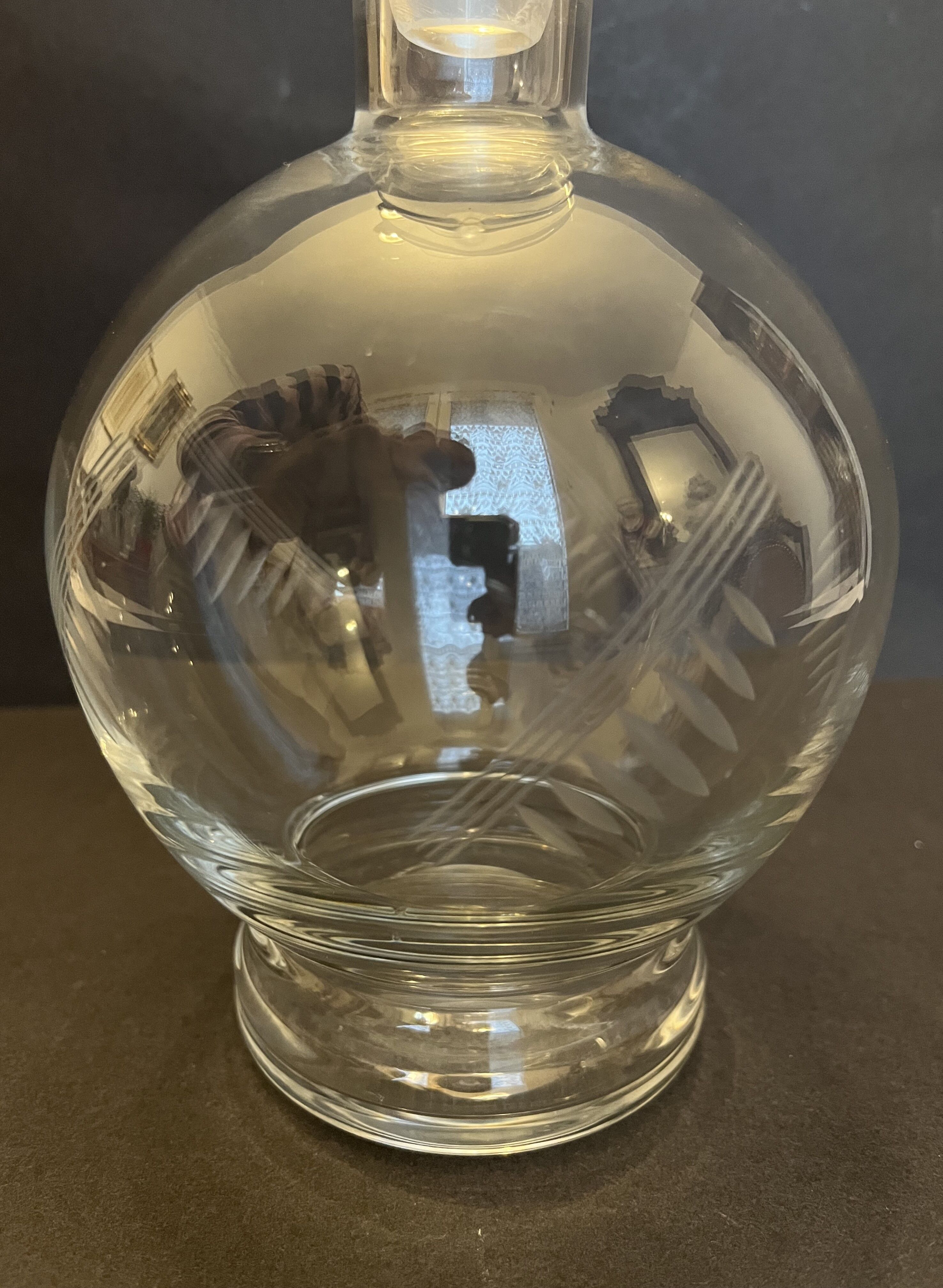 Glass ball decanter