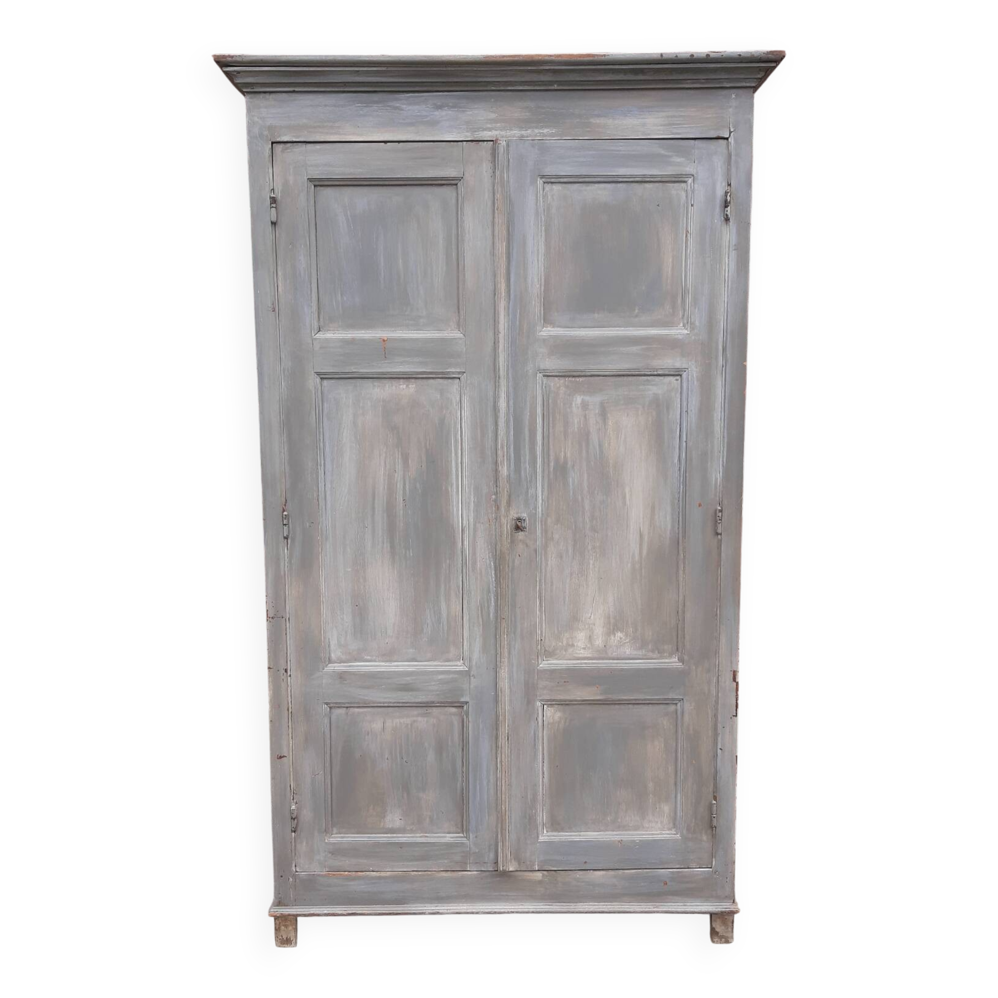 Wardrobe (shelves and/or hanging space)