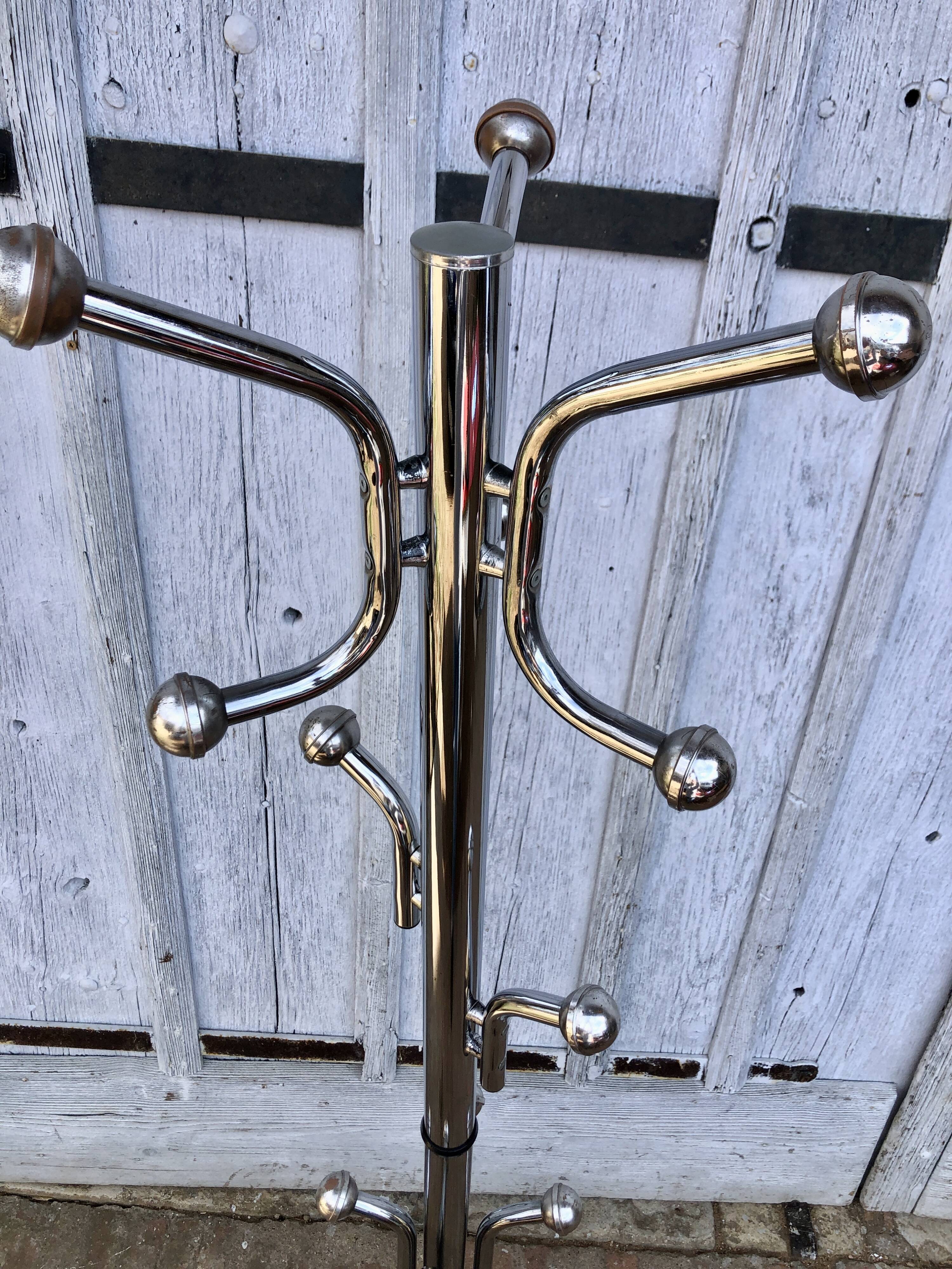Coat rack chrome parrot with balls on marble foot 1970