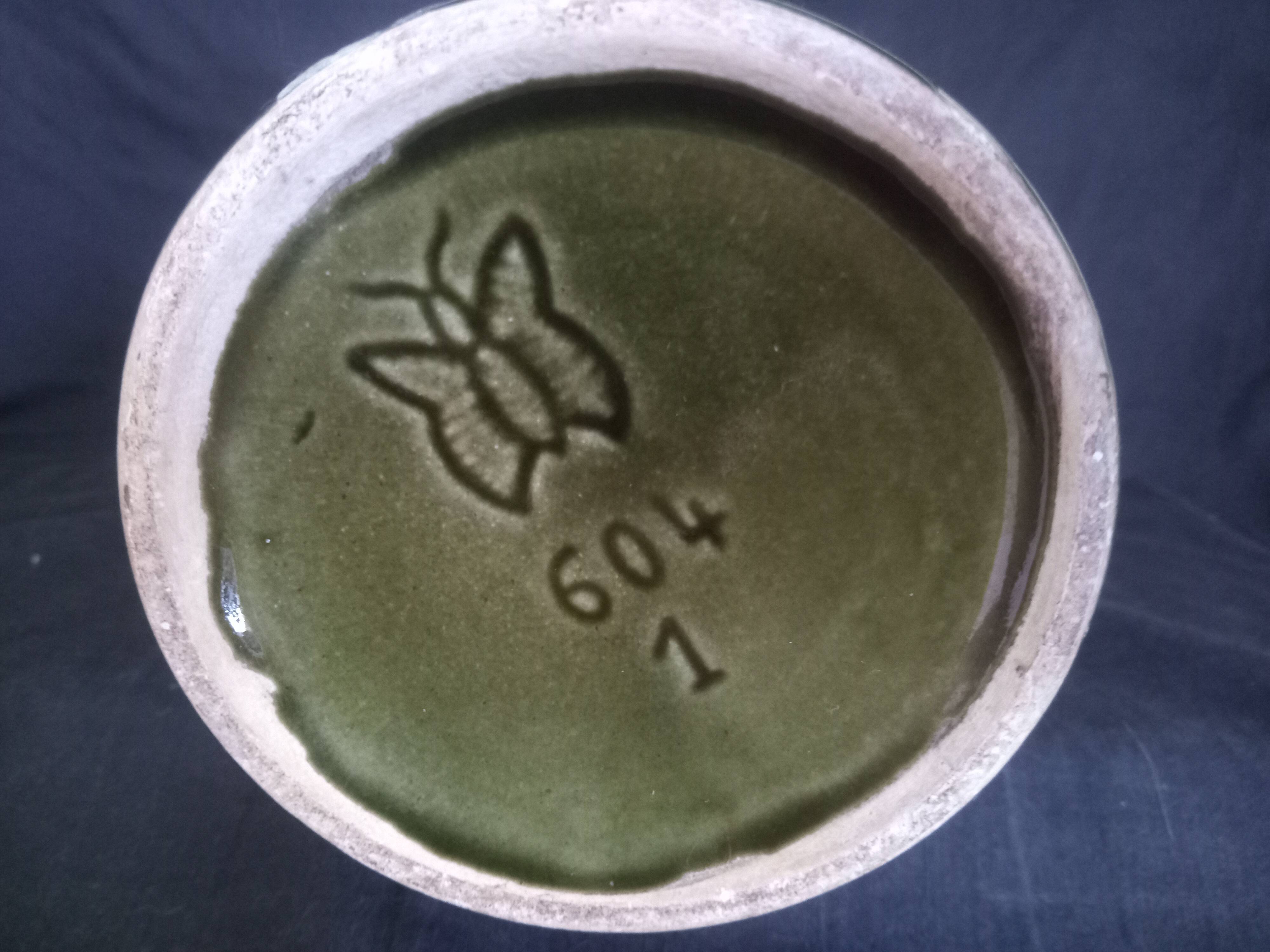 Pair of Art Deco vases in glazed earthenware with white drips on a green background