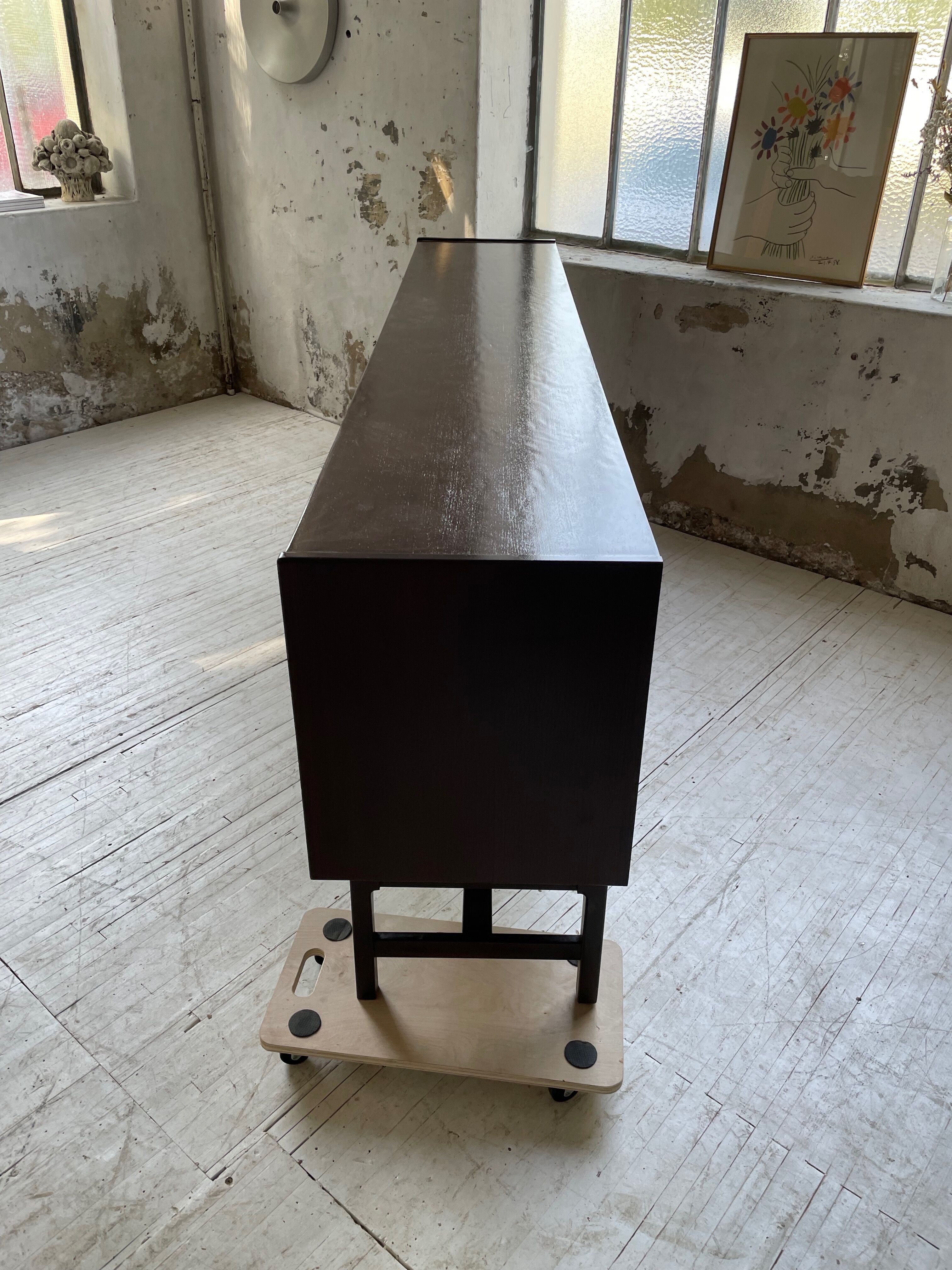 Walnut row Roche Bobois 240 cm