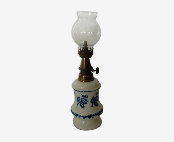 Lampe a petrole pigeon en faience de saint uze