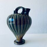 Pottery jug