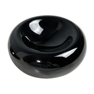 Ceramic ashtray of round shape of the 80s.