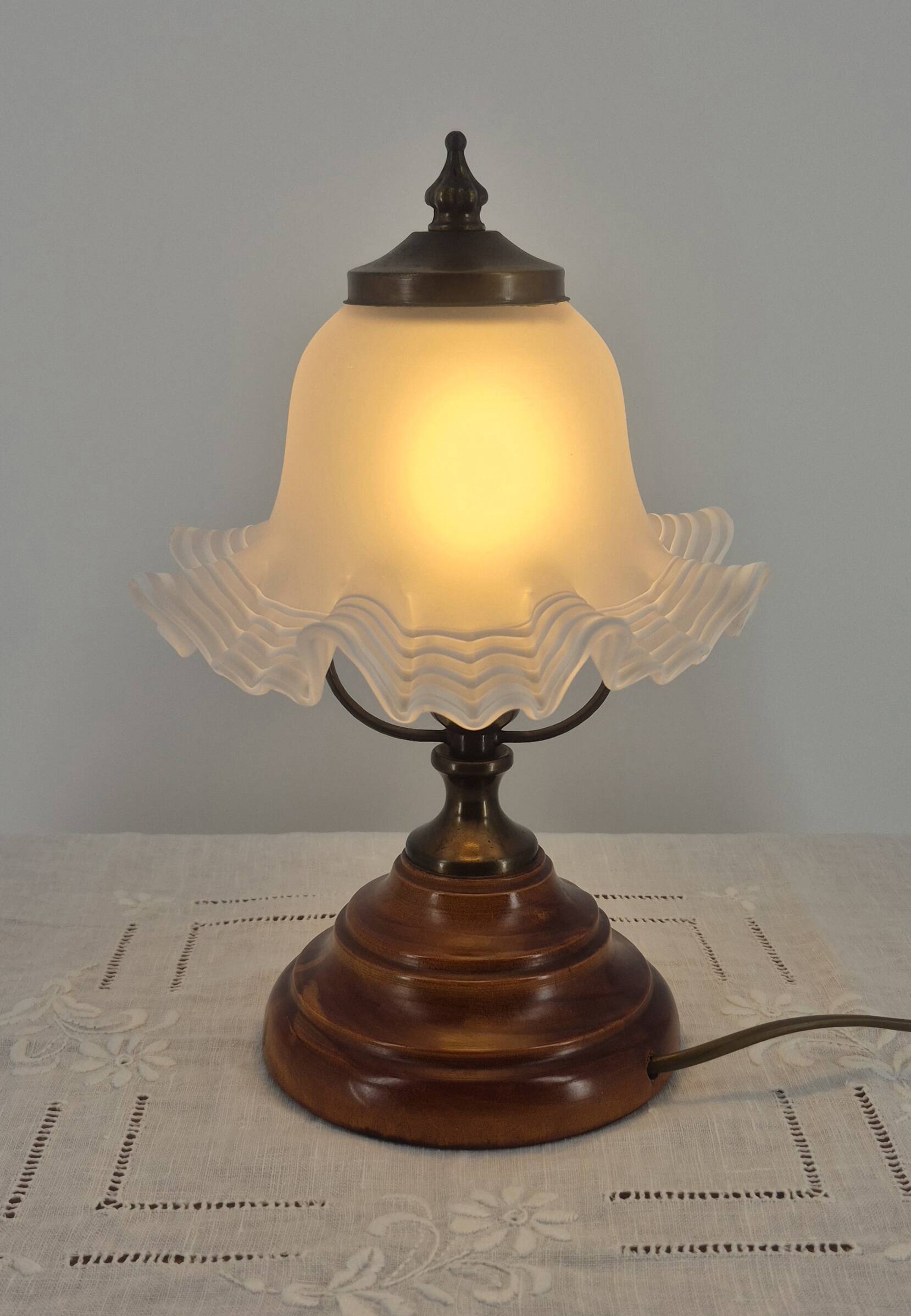 Lampe à poser vintage abat jour tulipe