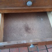 Vintage chest of drawers