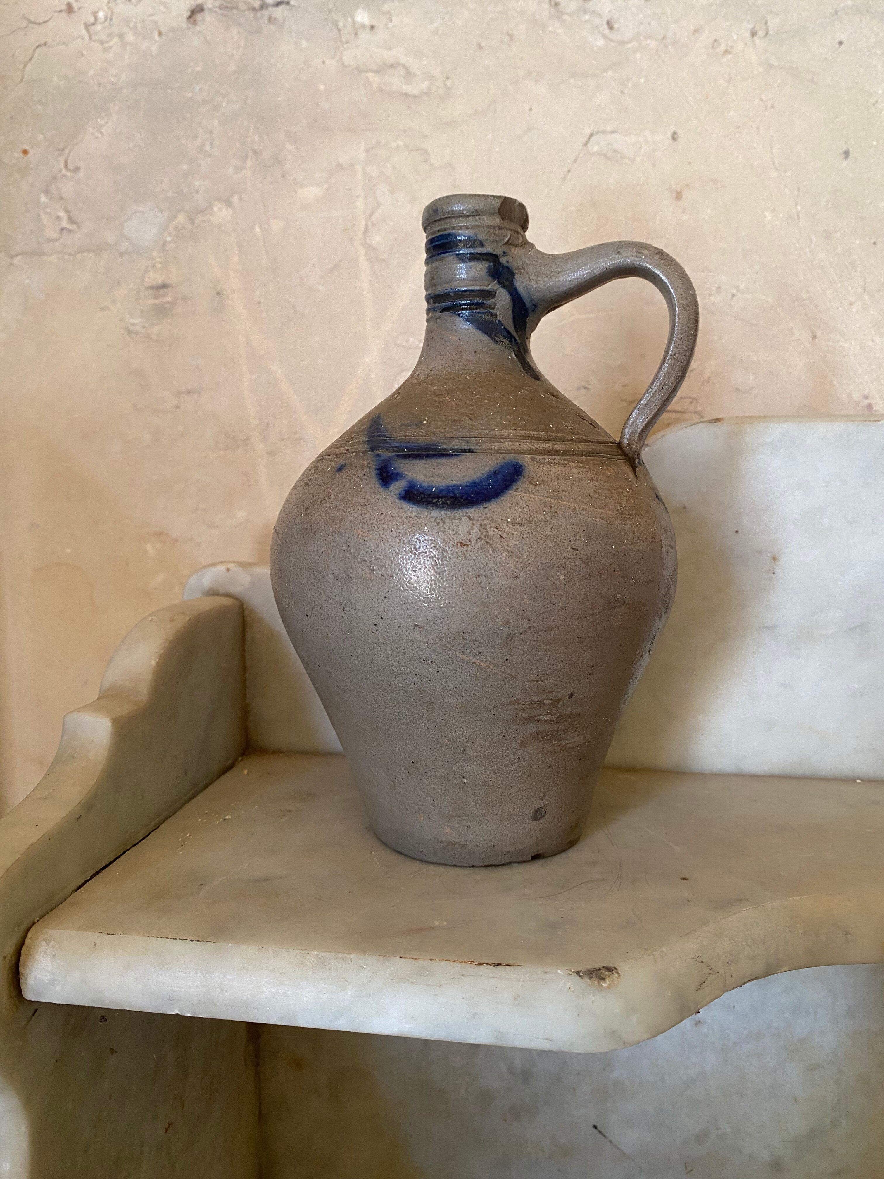 Ancient stoneware pottery from Alsace