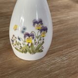 Porcelain vase with floral decoration