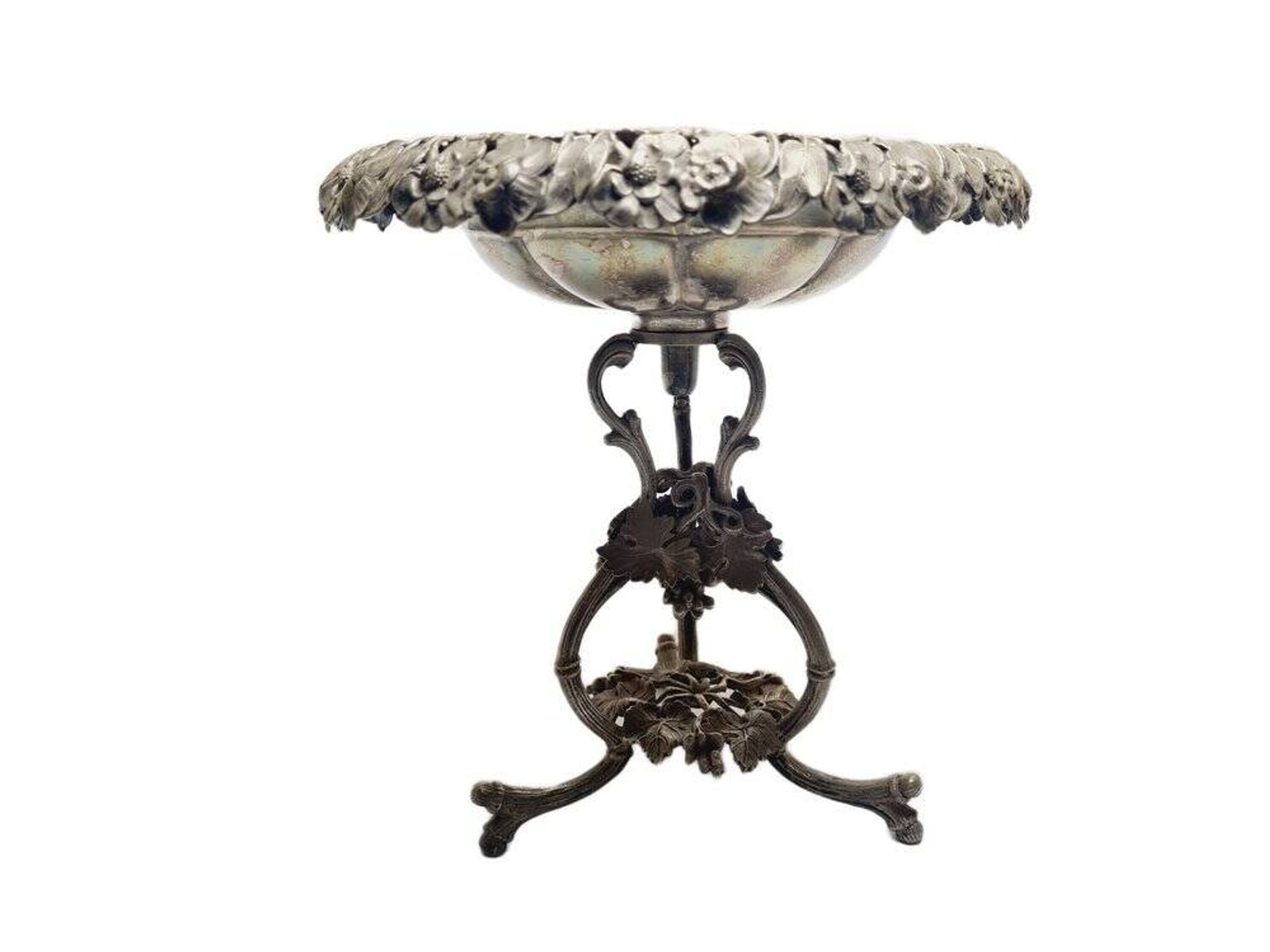 Biedermeier figurative bowl on stand from Fraget, 1890s