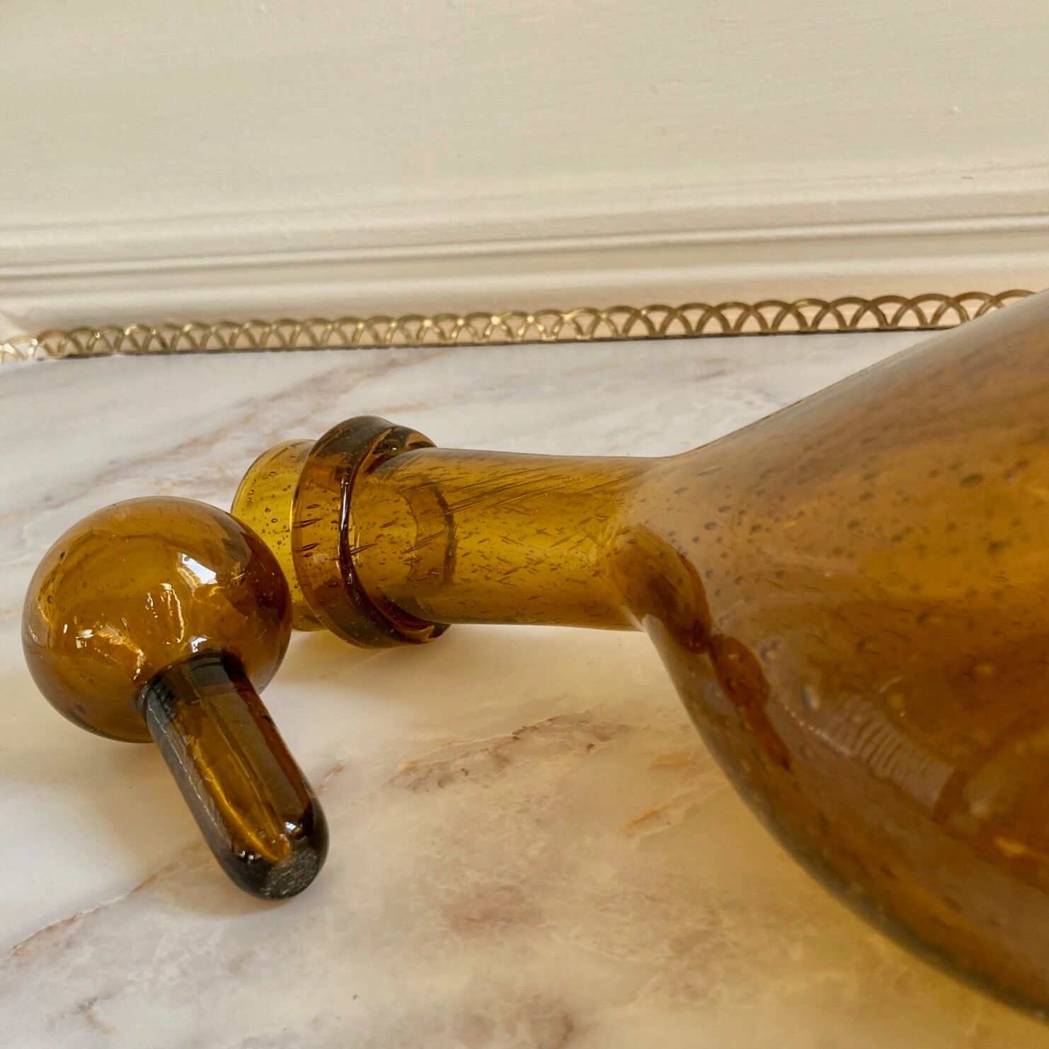 Exposed carafe blown bubble glass