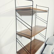 Étagère murale Mid-Century / String / Tomado / années 1970.