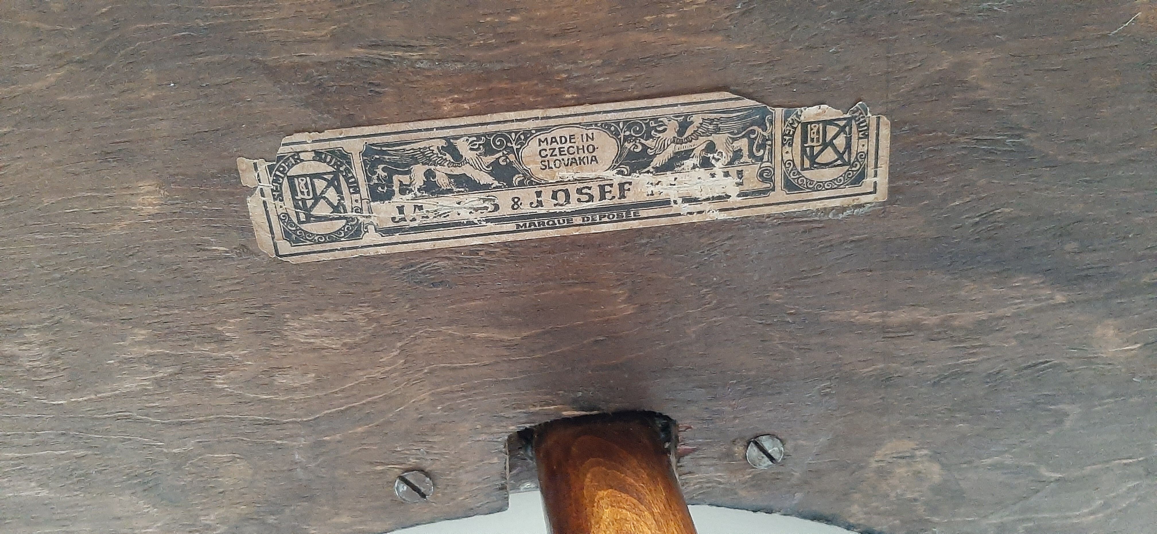 Table de toilette, barbière Jacob Joseph et Kohn