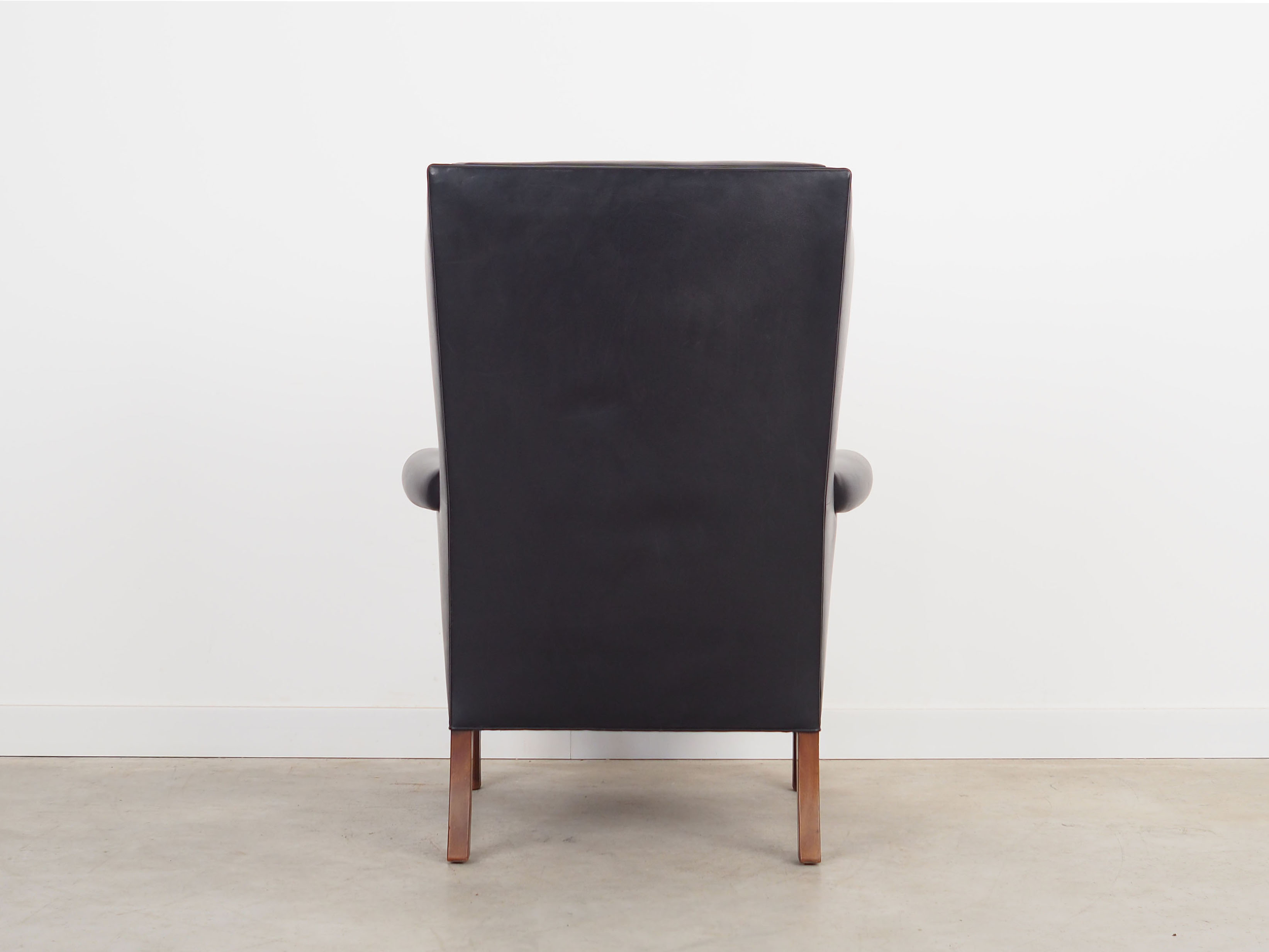 Black leather armchair, Danish design, 1970s, production: Denmark