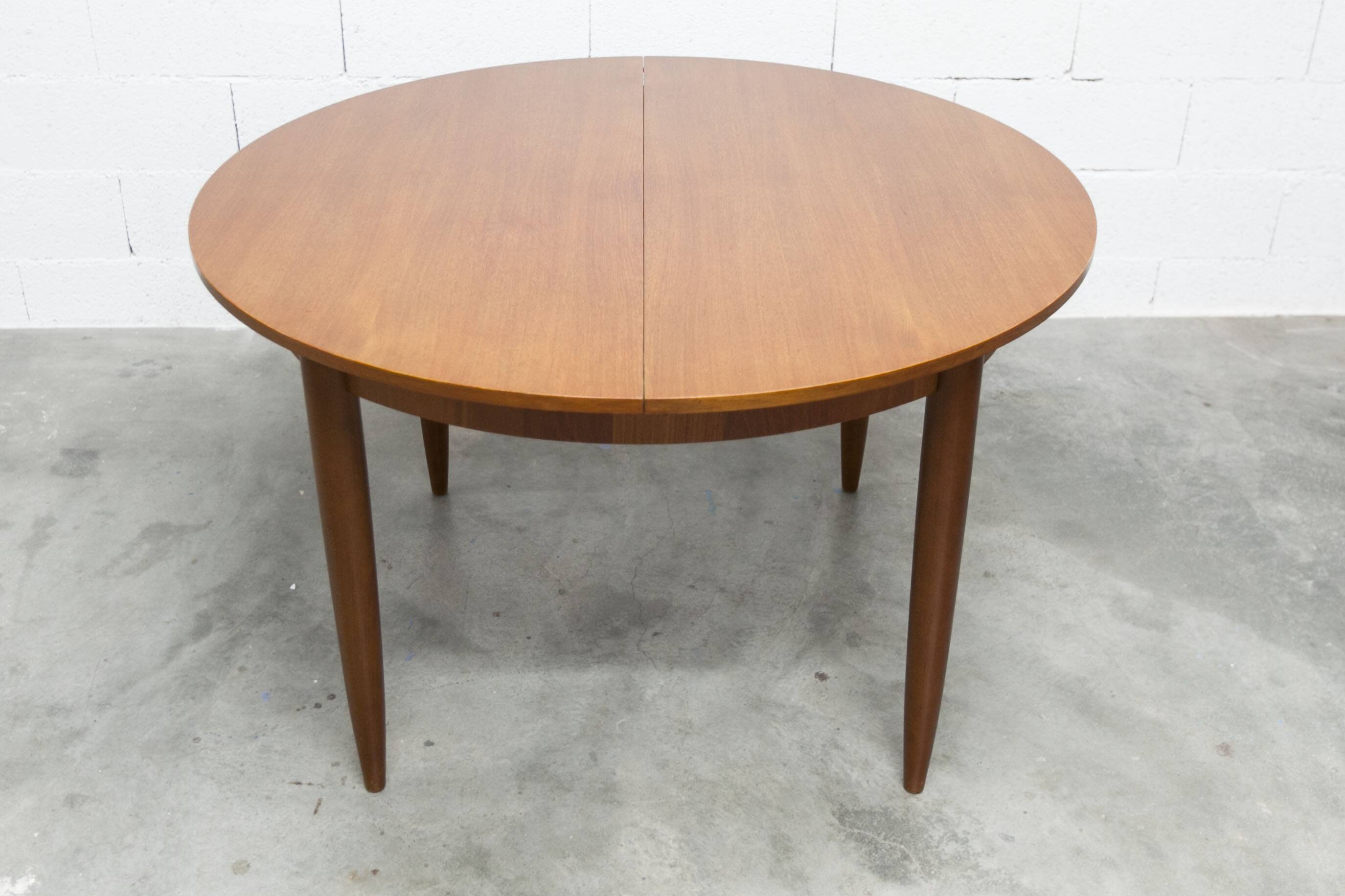 Transformable teak table 1968, impeccable condition