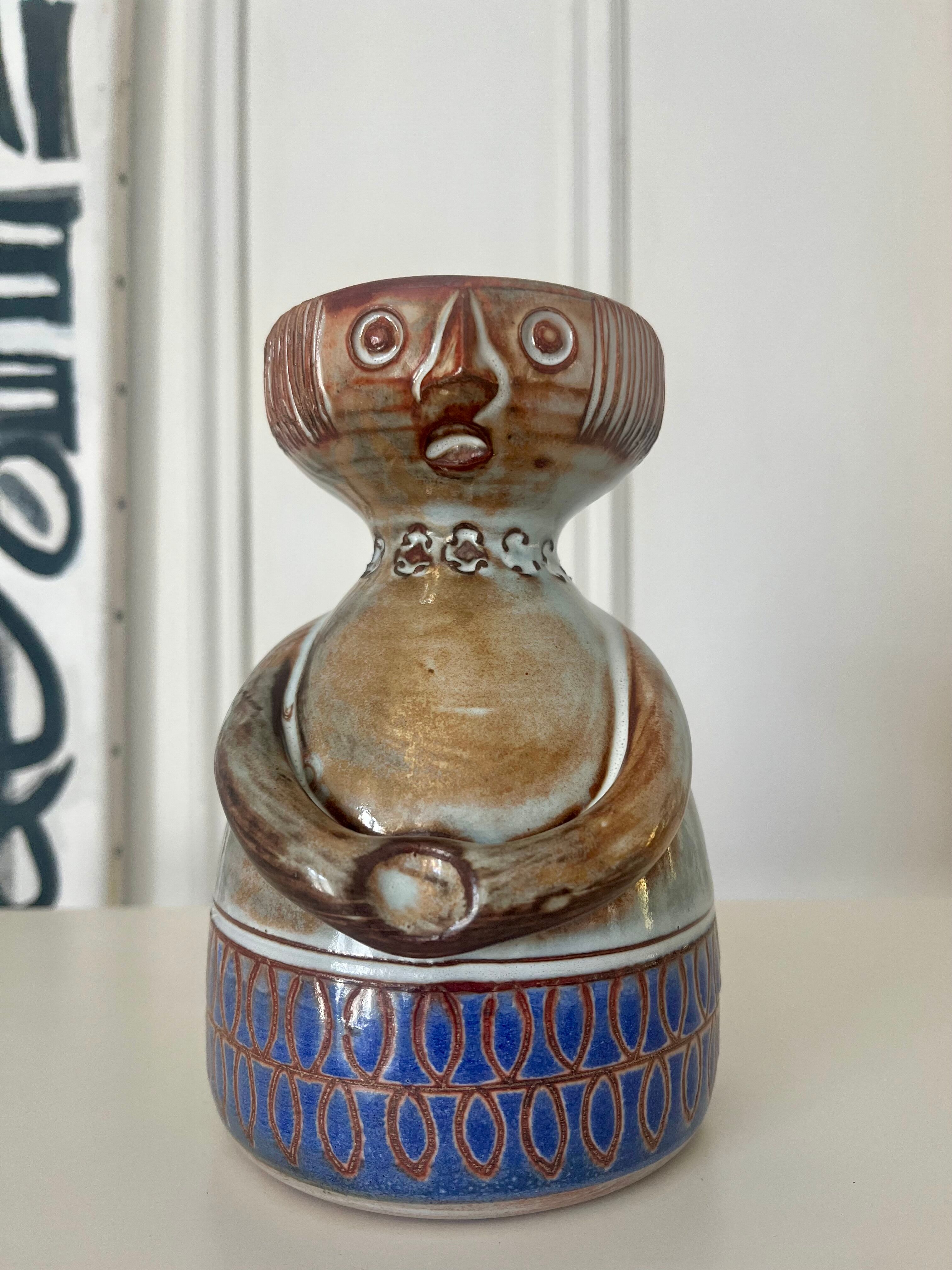 Vase anthropomorphe en céramique