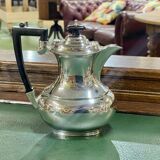 English coffee set in silver metal of the early twentieth century