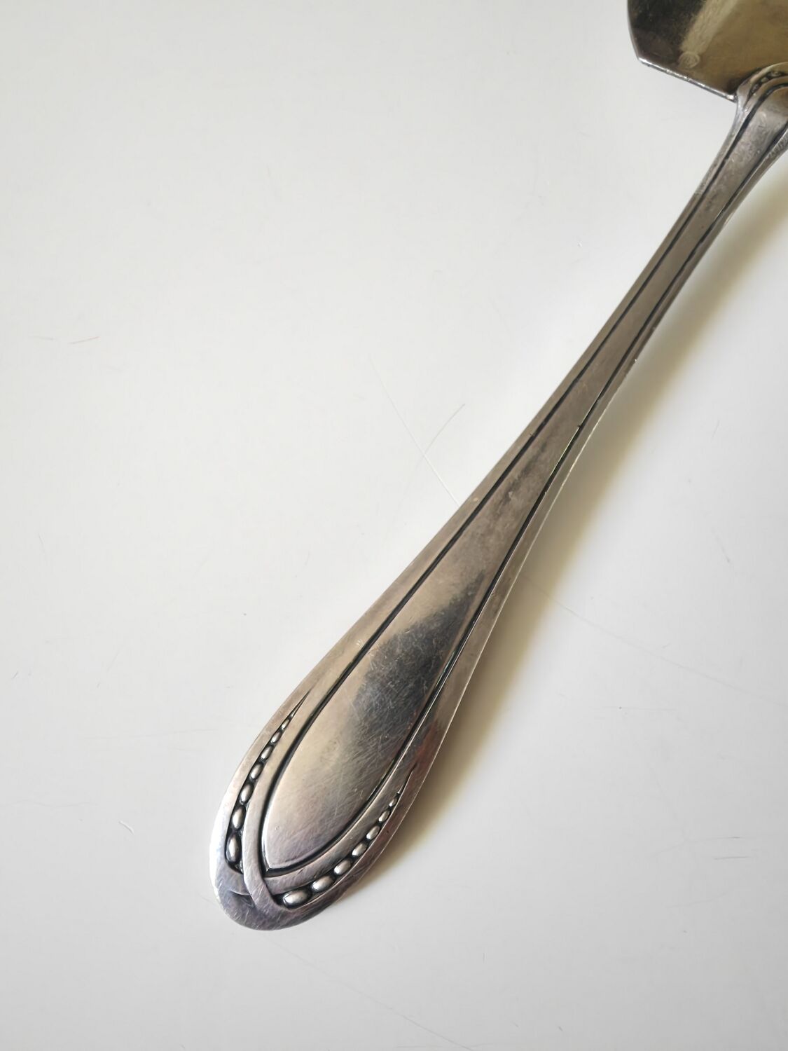 Orbrille cake shovel