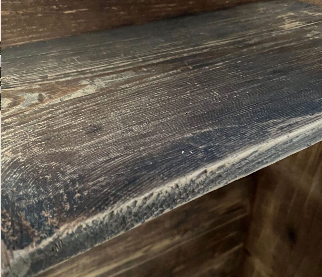 Armoire peinte c 1880