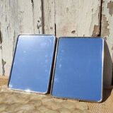 Duo of barber mirrors to pose