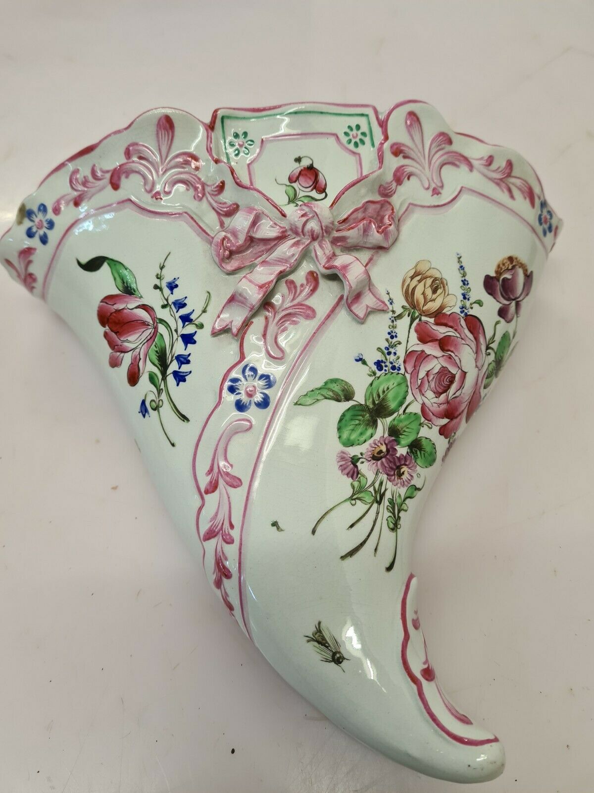 Bouquet door in Luneville earthenware