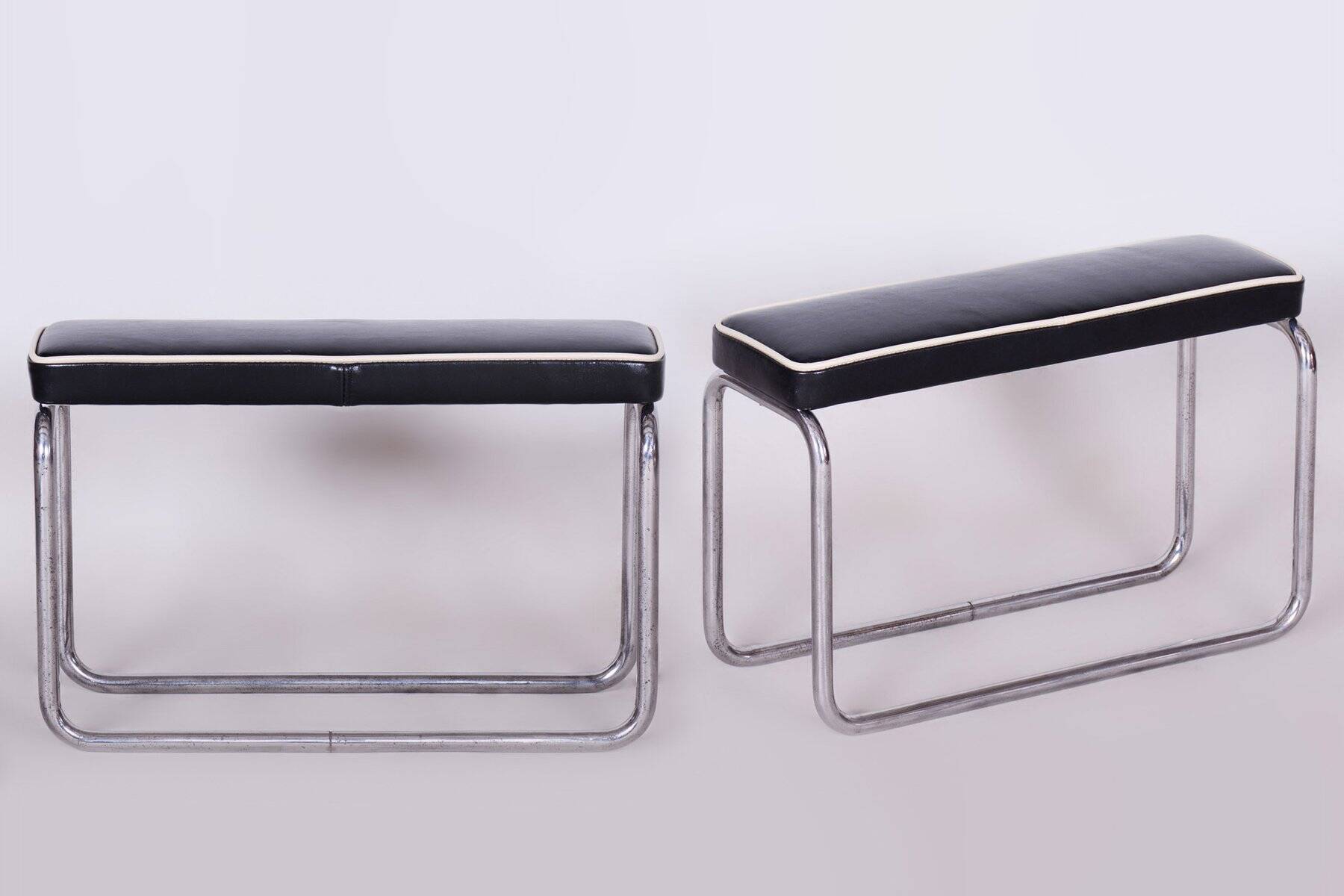 Vintage Bauhaus Stools in Chromed Steel and Italian Leather, Czech, 1930s, Set of 2