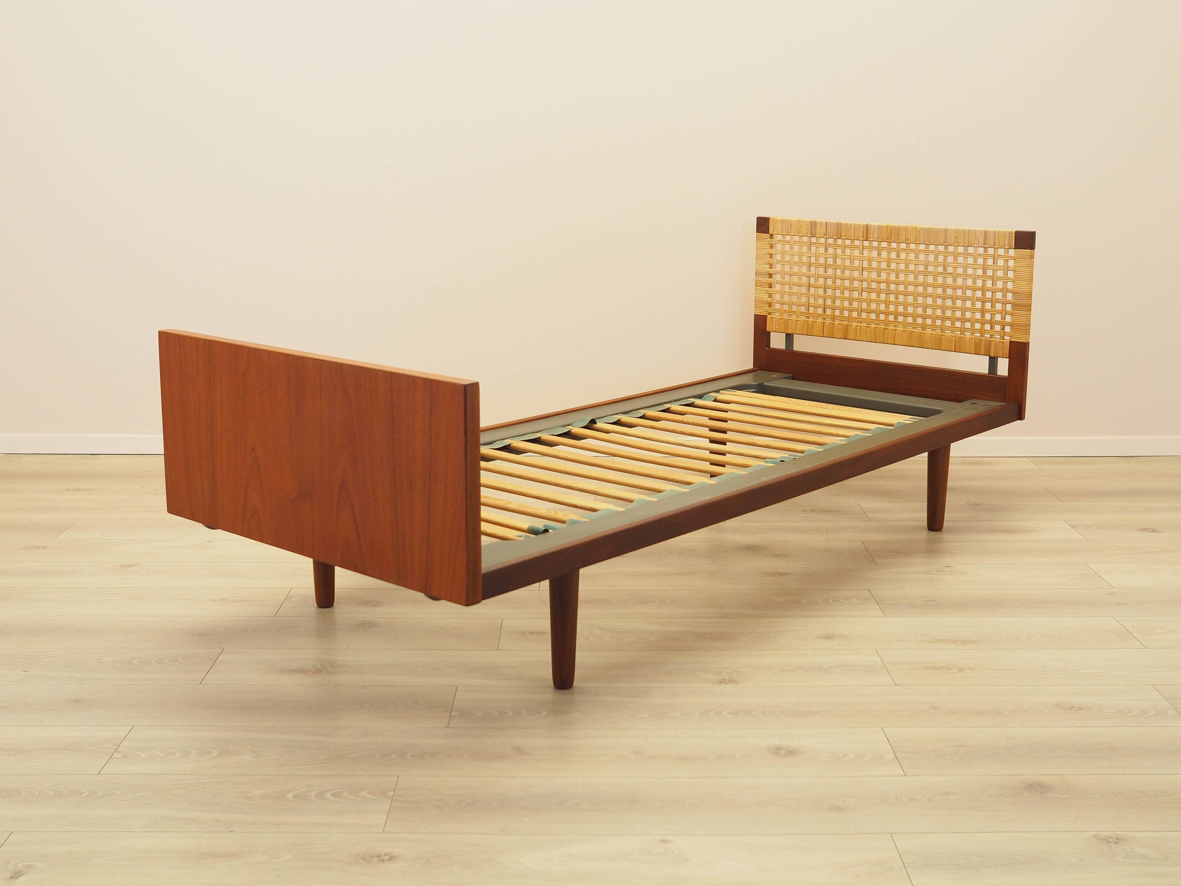 Teak bed, Danish design, 1960s, designer: Hans J. Wegner, manufacturer: Get