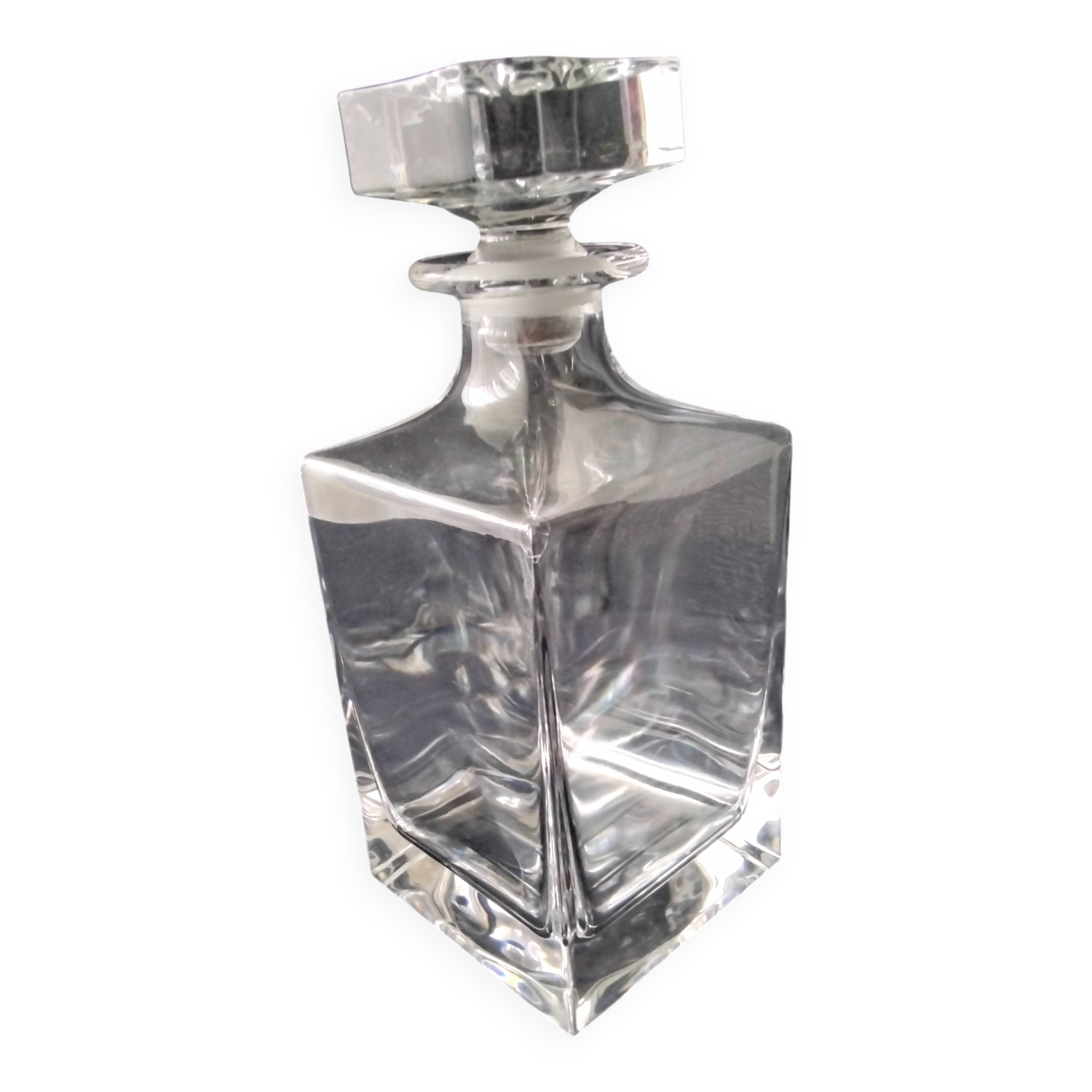 Superb whisky decanter in Sèvres Crystal