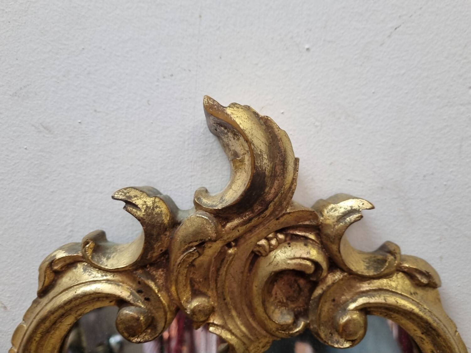 Gold baroque mirror 69x42cm