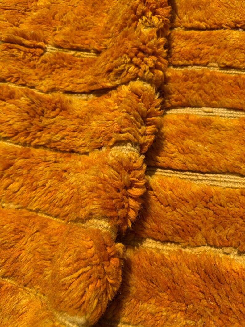 Traditional handmade pure wool Berber rug size 1.4/2.6 m