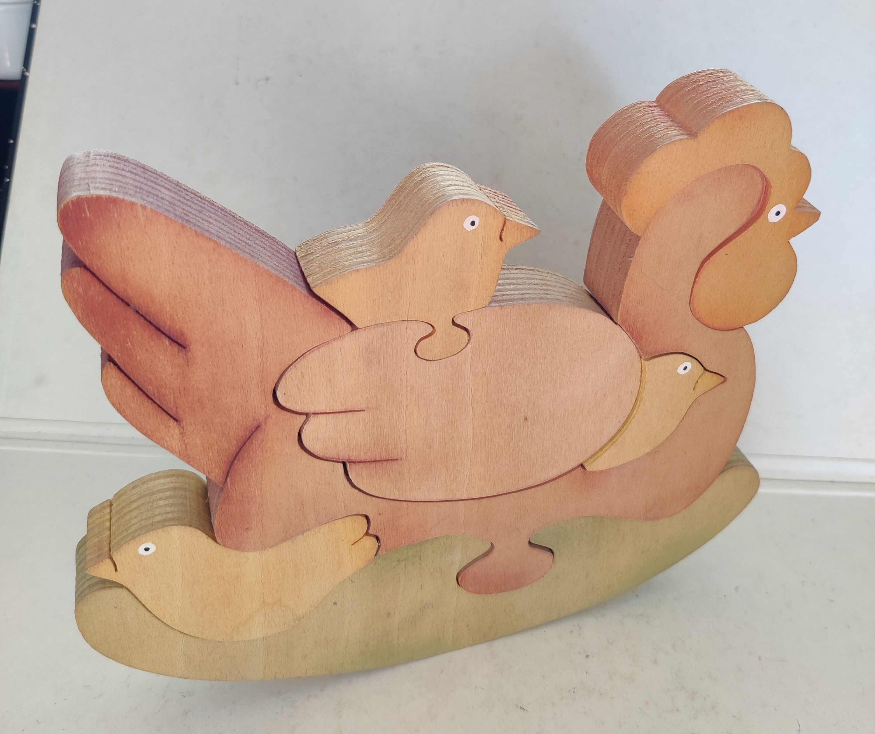 Hen chicks antique wooden puzzle to pose decorative