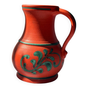 Vase en céramique rouge